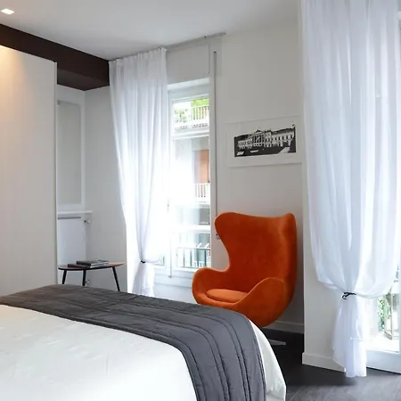 Rezzonico - By Myhomeincomo *