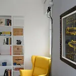 Lägenhet Rezzonico - By Myhomeincomo