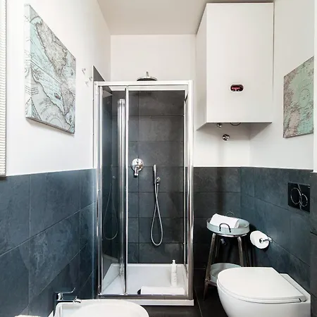 Rezzonico - By Myhomeincomo Apartmán *