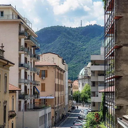 Apartmán Rezzonico - By Myhomeincomo *