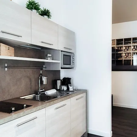 Apartment Rezzonico - By Myhomeincomo Como