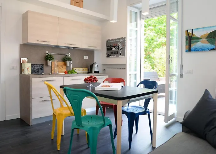 Rezzonico - By Myhomeincomo Como